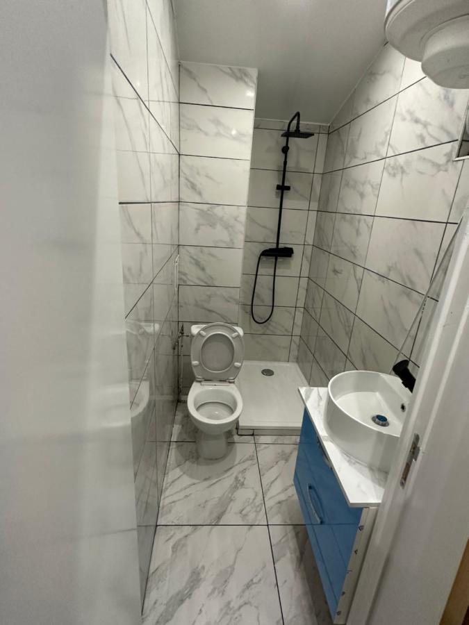 Appartement Mignon ลิวรี-การ์กอง ภายนอก รูปภาพ