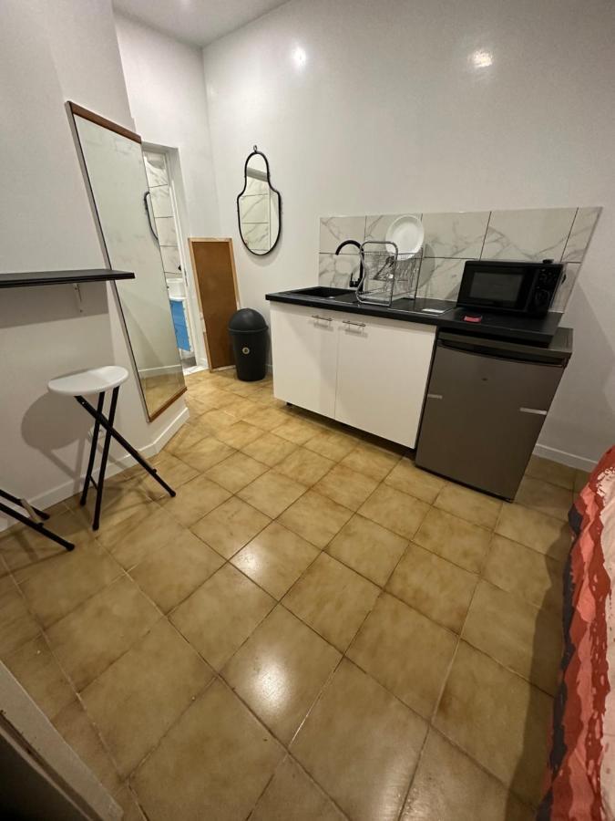 Appartement Mignon ลิวรี-การ์กอง ภายนอก รูปภาพ