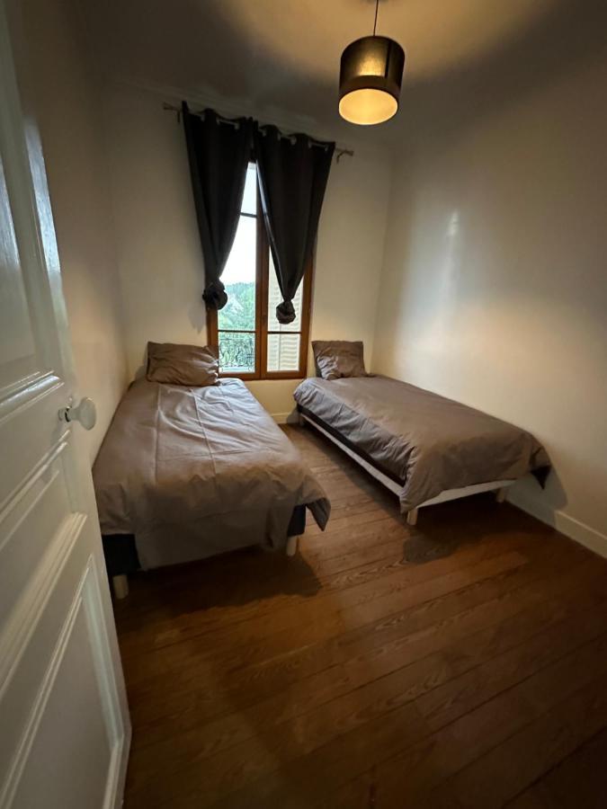 Appartement Mignon ลิวรี-การ์กอง ภายนอก รูปภาพ